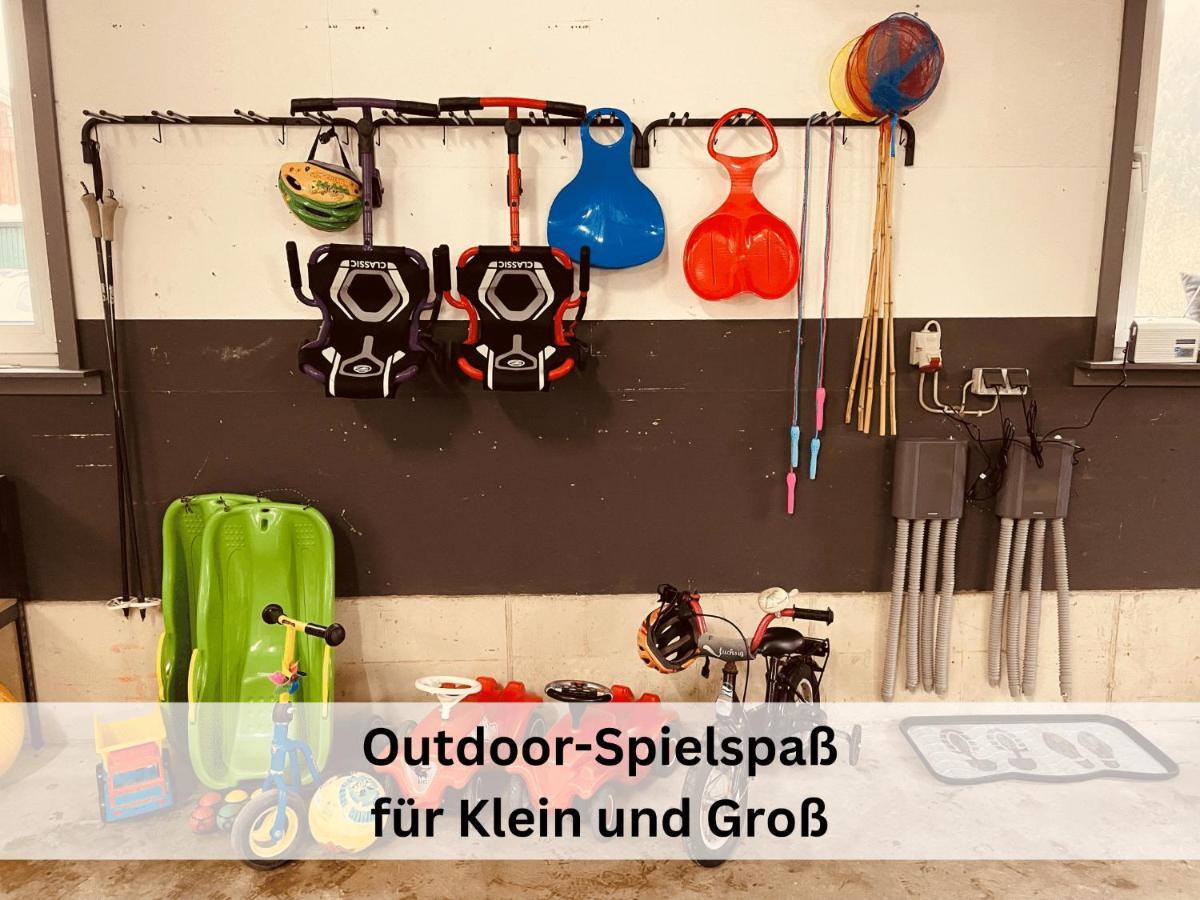 שמאלנברג Ferienhaus Grimme - 350M2, 18 Betten - Mit Indoorspielplatz, Pool, Grosser Terrasse, Grill, Sauna, Kicker, Dart, Uvm - Ideal Fuer Familien מראה חיצוני תמונה
